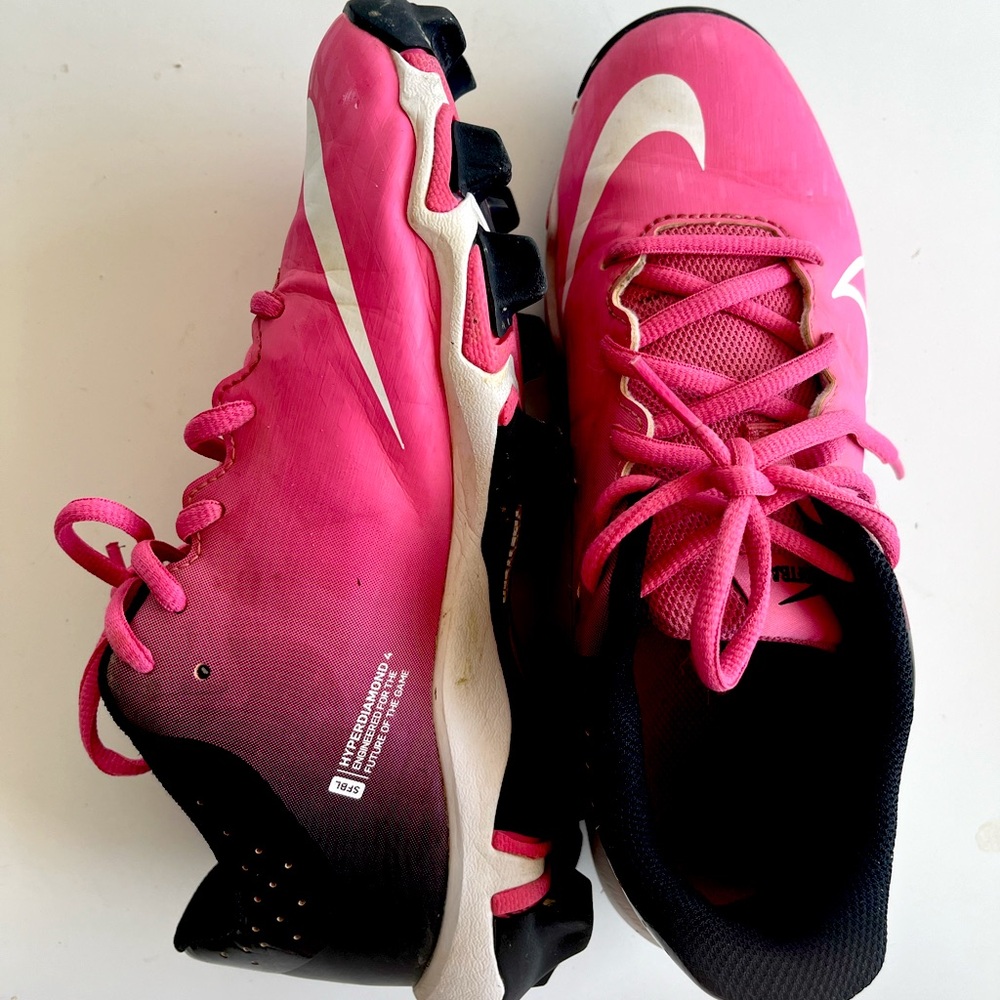 Nike Fastflex Softball Cleats- 4y